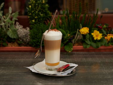 Latte Macchiato im Kurcafé Friedrichroda