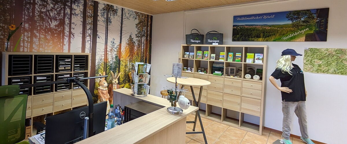 Innenansicht der Touristinformation Finsterbergen