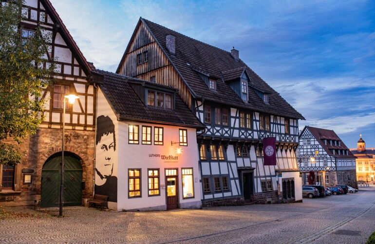 Lutherhaus Eisenach - Ostfassade mit Luthers Werkstatt und Graffitto