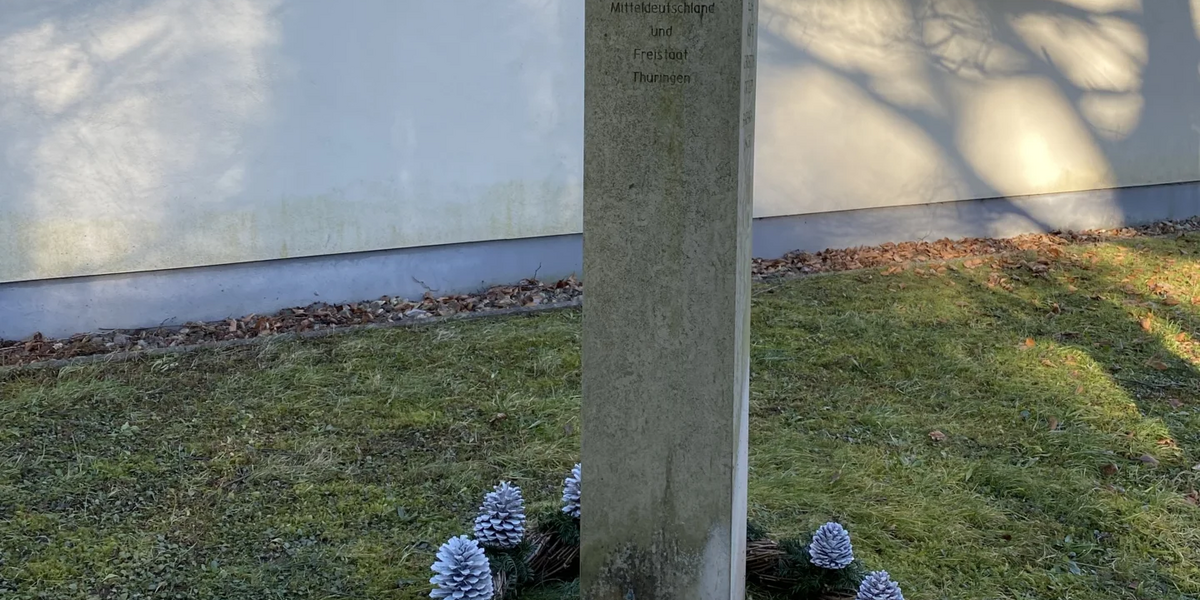 Täufer-Gedenkstele in Reinhardsbrunn